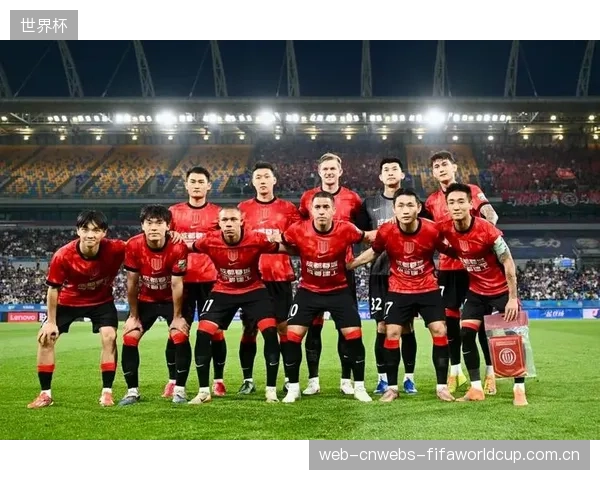 成都蓉城以联赛最强火力和第二稳固防线,强势夺取半程冠军。 成都蓉城以联赛最强火力和第二稳固防线,强势夺取半程冠军。